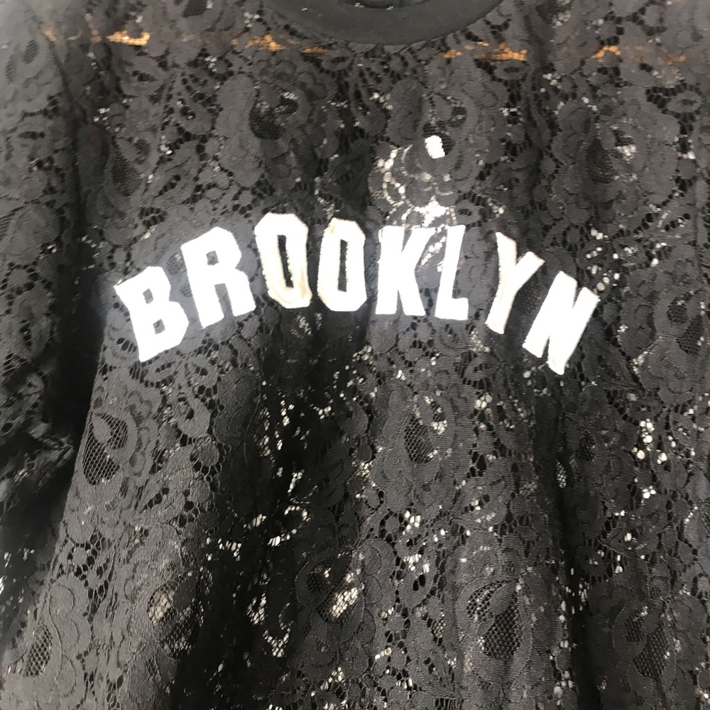 Forever21 Lace front see thru shirt - Picture 4 of 5